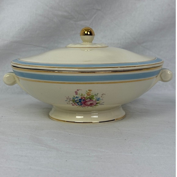 Vintage Taylor Smith & Taylor Covered Bowl Floral with Gold Trimmed Dish TST1662